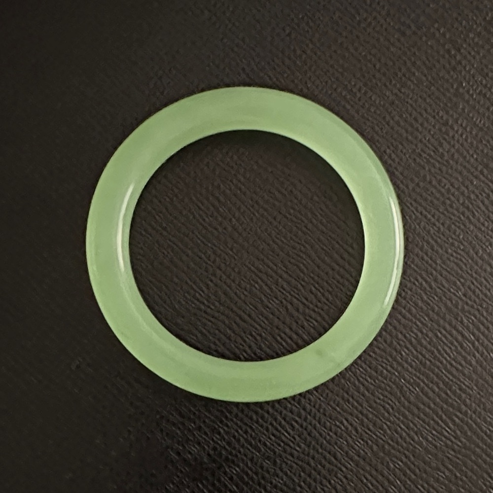 Elegant Green Jade Bracelet